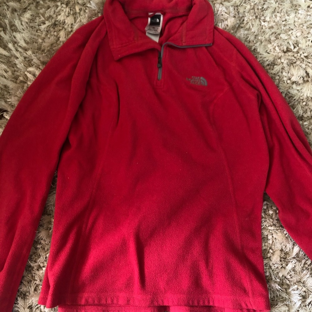 North face pull over